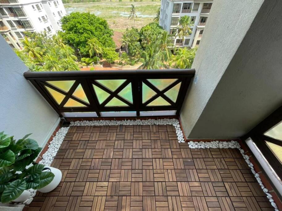 Instay Costa Mahkota Next To Mahkota Parade Apartment *